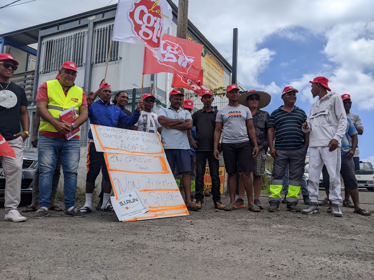 Sirun Salaire Grève