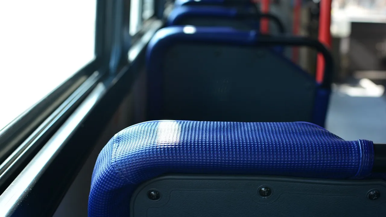 bus-2145402_960_720 Cirest