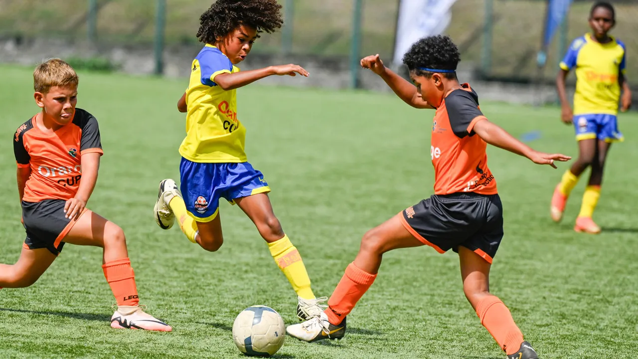 FOOT COUPE ORANGE-17