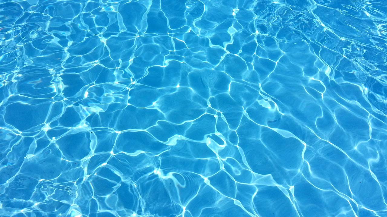 Une fillette sauvée de la noyade
