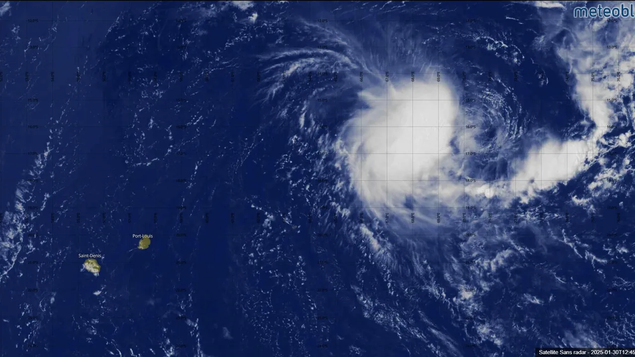 Satellite-Sans-radar_20250130T124500+0400 Dépression tropicale