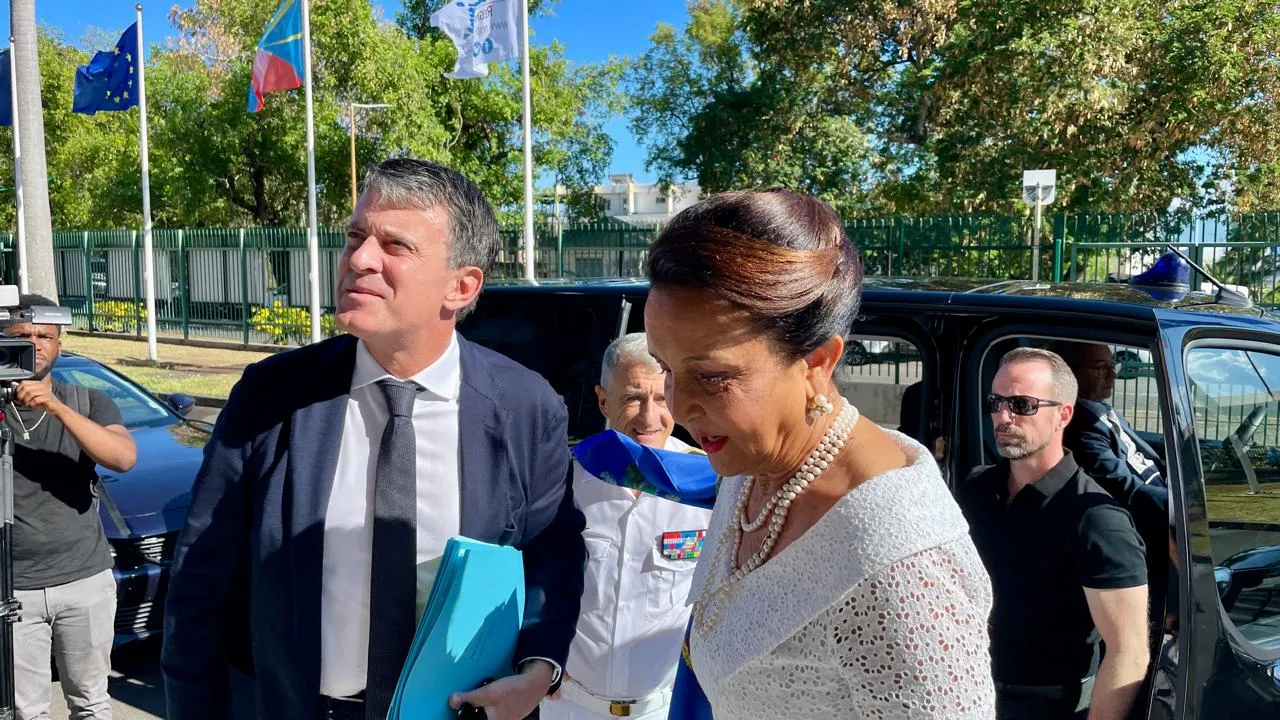 Manuel Valls Manuel Valls