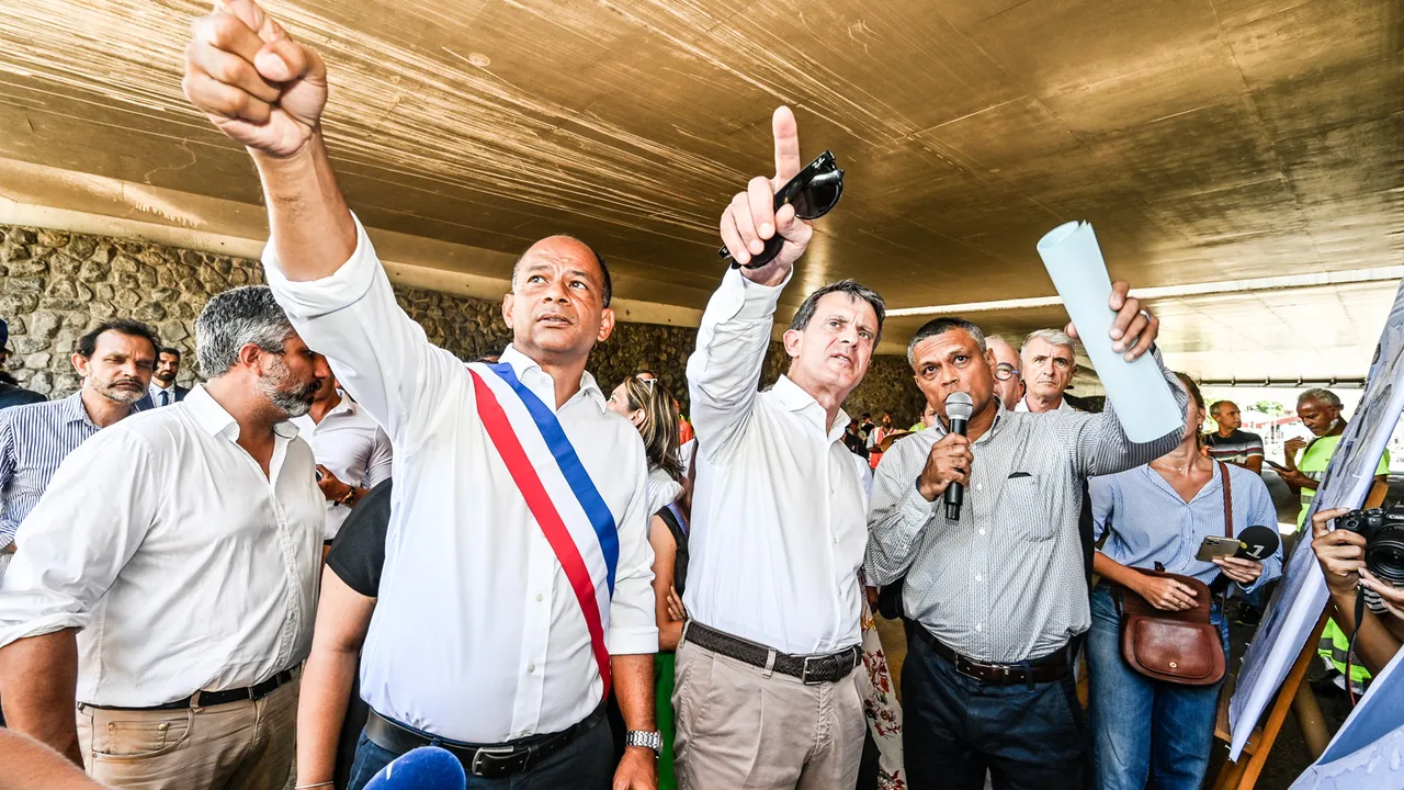 Manuel VALLS a La Reunion Manuel Valls