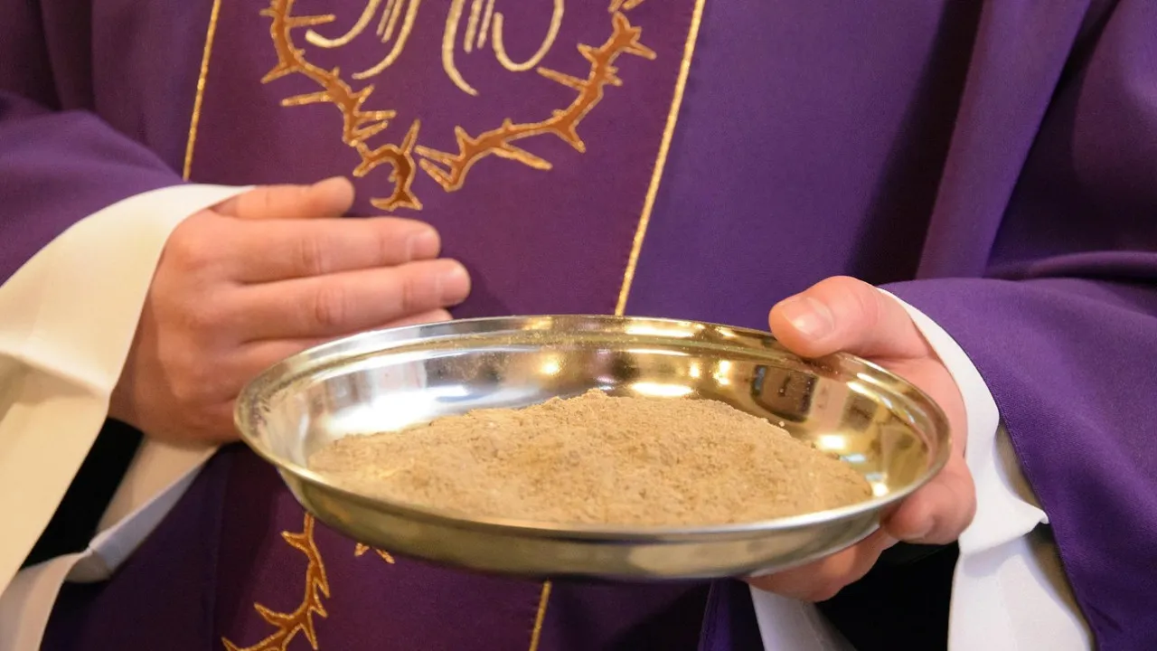 carême prière cendre curé carême prière chrétien cendre
