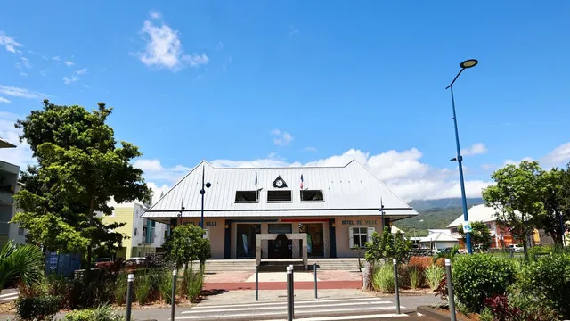 mairie bras panon