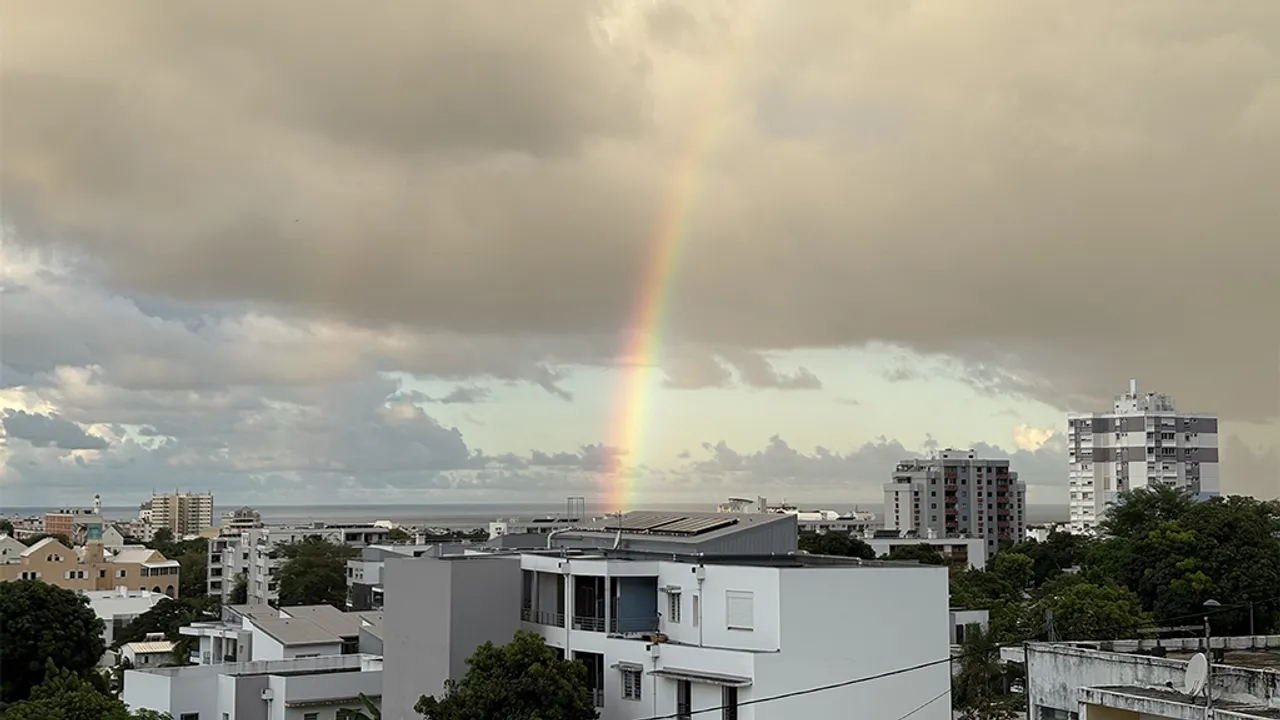 arc en ciel Nuage, averses