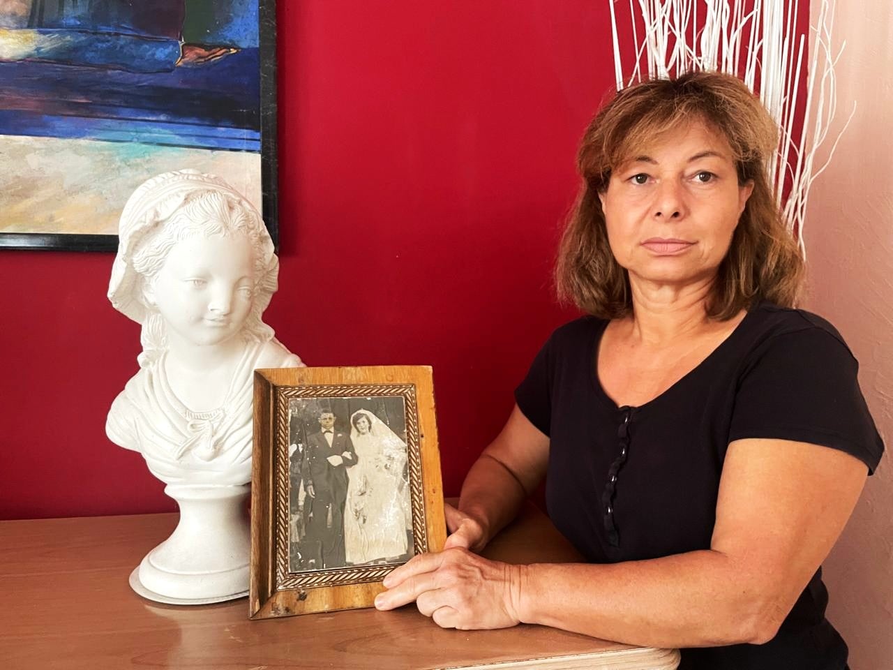 Solange est la fille d'une des “30 courageuses de La Réunion”. Sa lère a subi un avortement et une stérilisation forcée dans les années 60.
