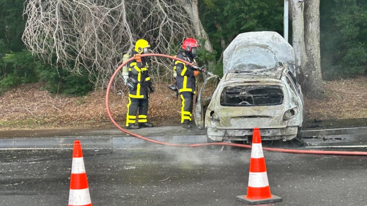 voiture feu étang-salé
