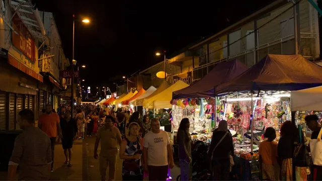 marché de nuit st benoit