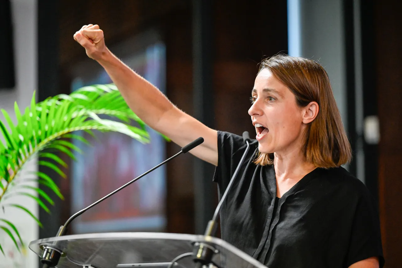 Sophie BINET (CGT)-35