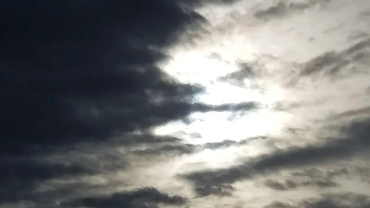 67118905-47534017_640x360