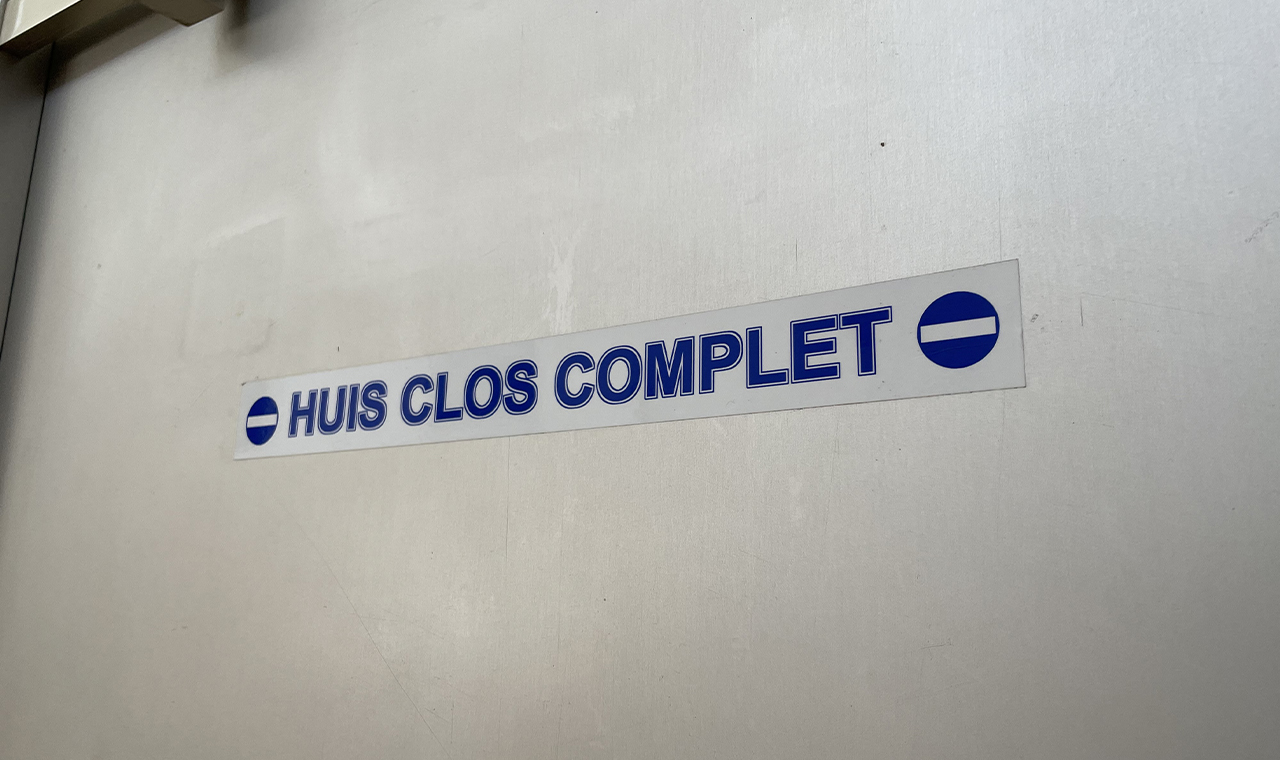 Cour criminelle huit clos