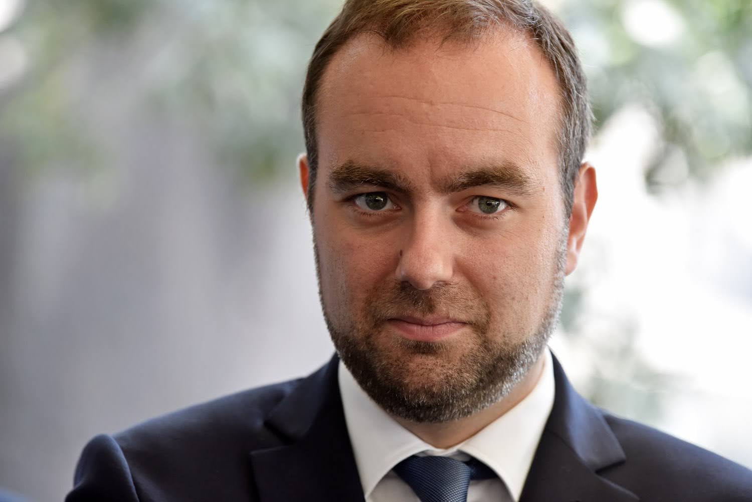 Les élus locaux réagissent aux nominations du gouvernement de Sébastien Lecornu.