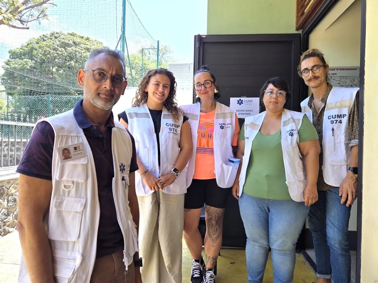 L'équipe du poste d’urgence de la cellule d’urgence médico-psychologique (CUMP) au service des victimes et des témoins de l'accident de rallye de Saint-Joseph.