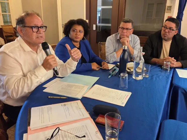 Civis DSP La CIVIS a voté ce mardi 30 septembre le rétablissement des lignes du réseau Alternéo.