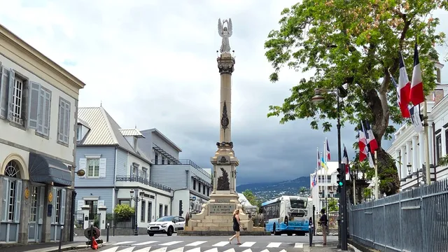 COLONNE LIBERTE ST DENIS