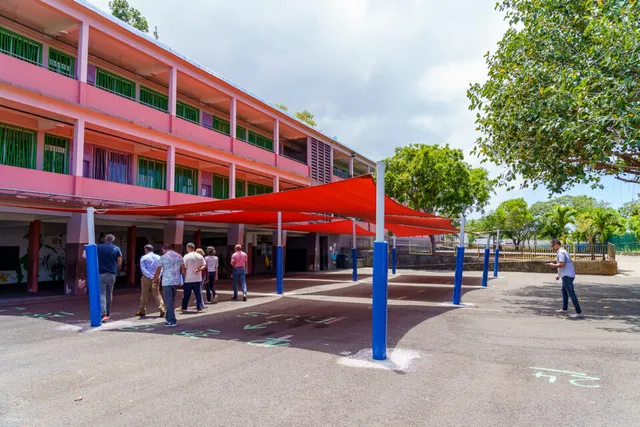 travaux-ecolePitonA-06397-960x640