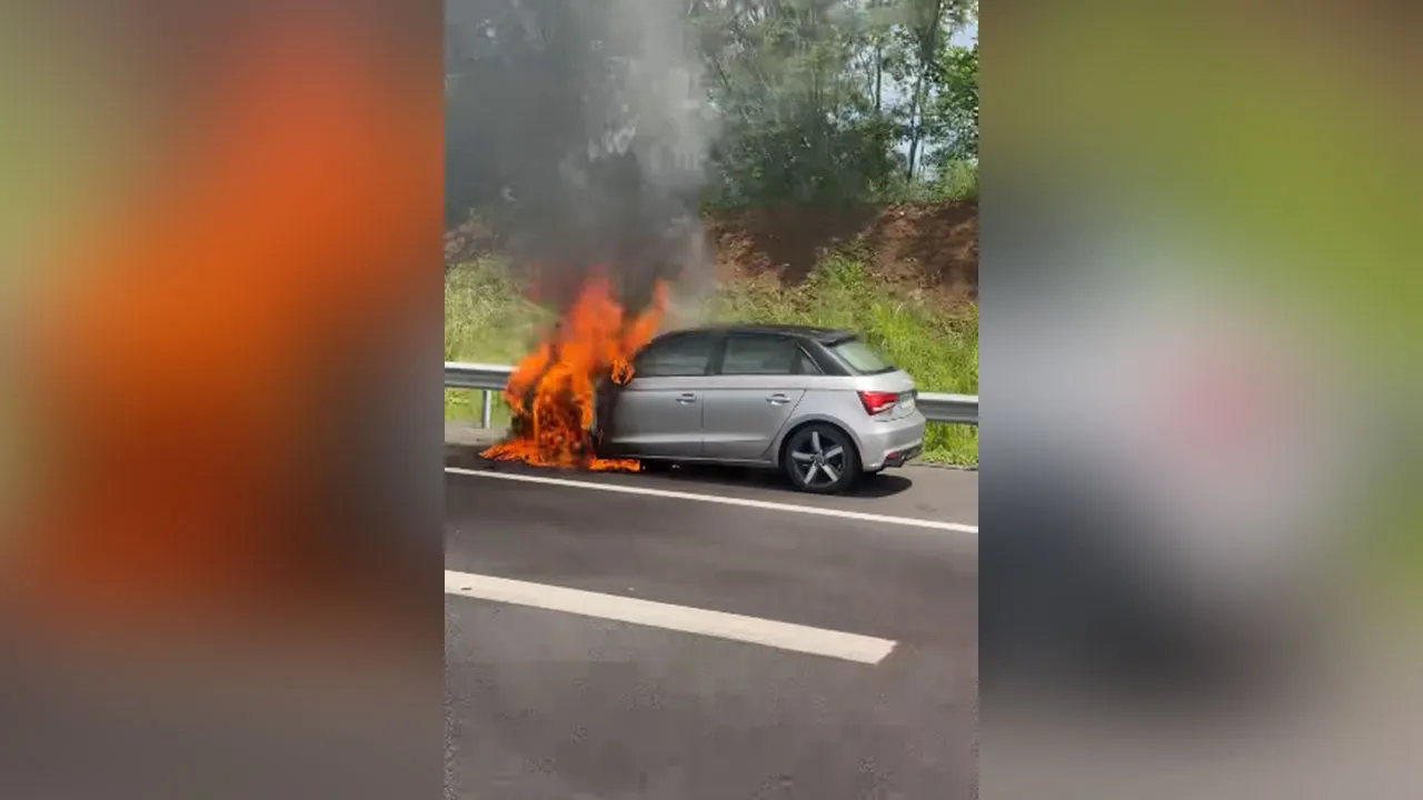 VOITURE-FEU