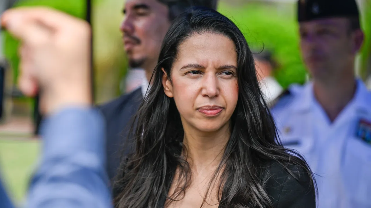 naïma moutchou 5 © Pierre Marchal : Anakaopress