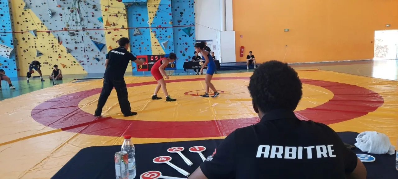 Chpts La Réunion féminine et gréco 25 janv 2026 Les championnats régionaux de lutte se sont tenus à Saint-Joseph.