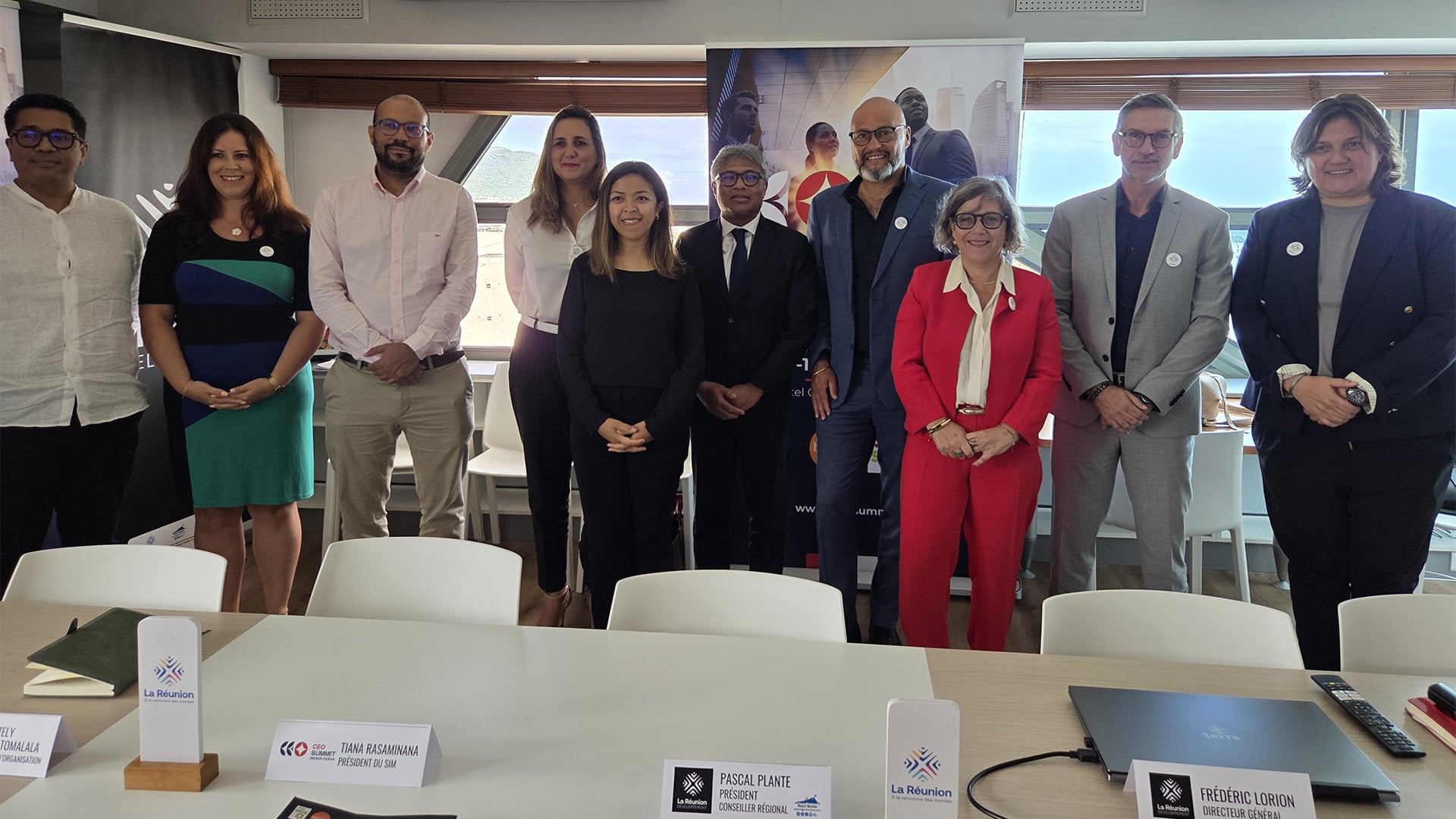 CEO Summit, Région