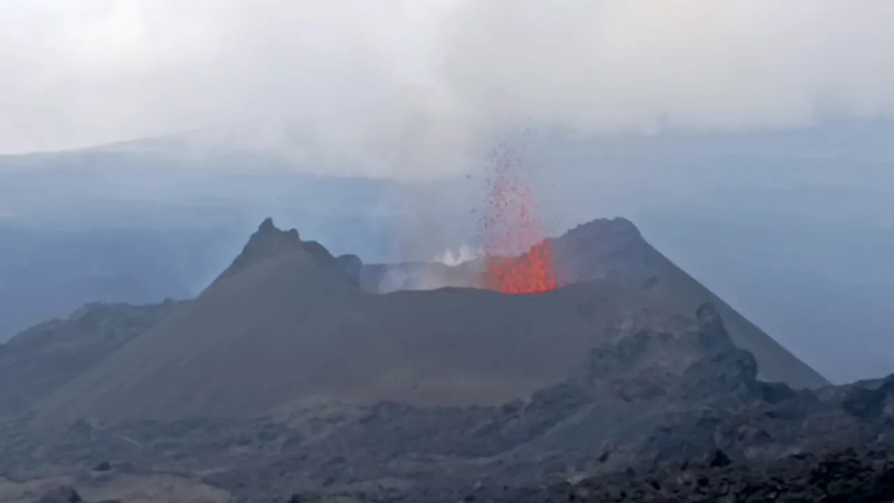 volcan piton fournaise éruption