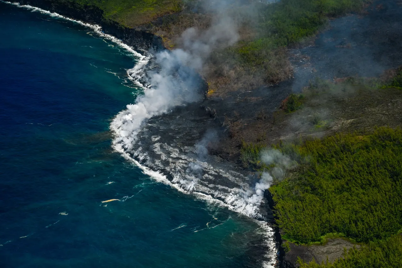 ERUPTION 2026 VOLCAN-252