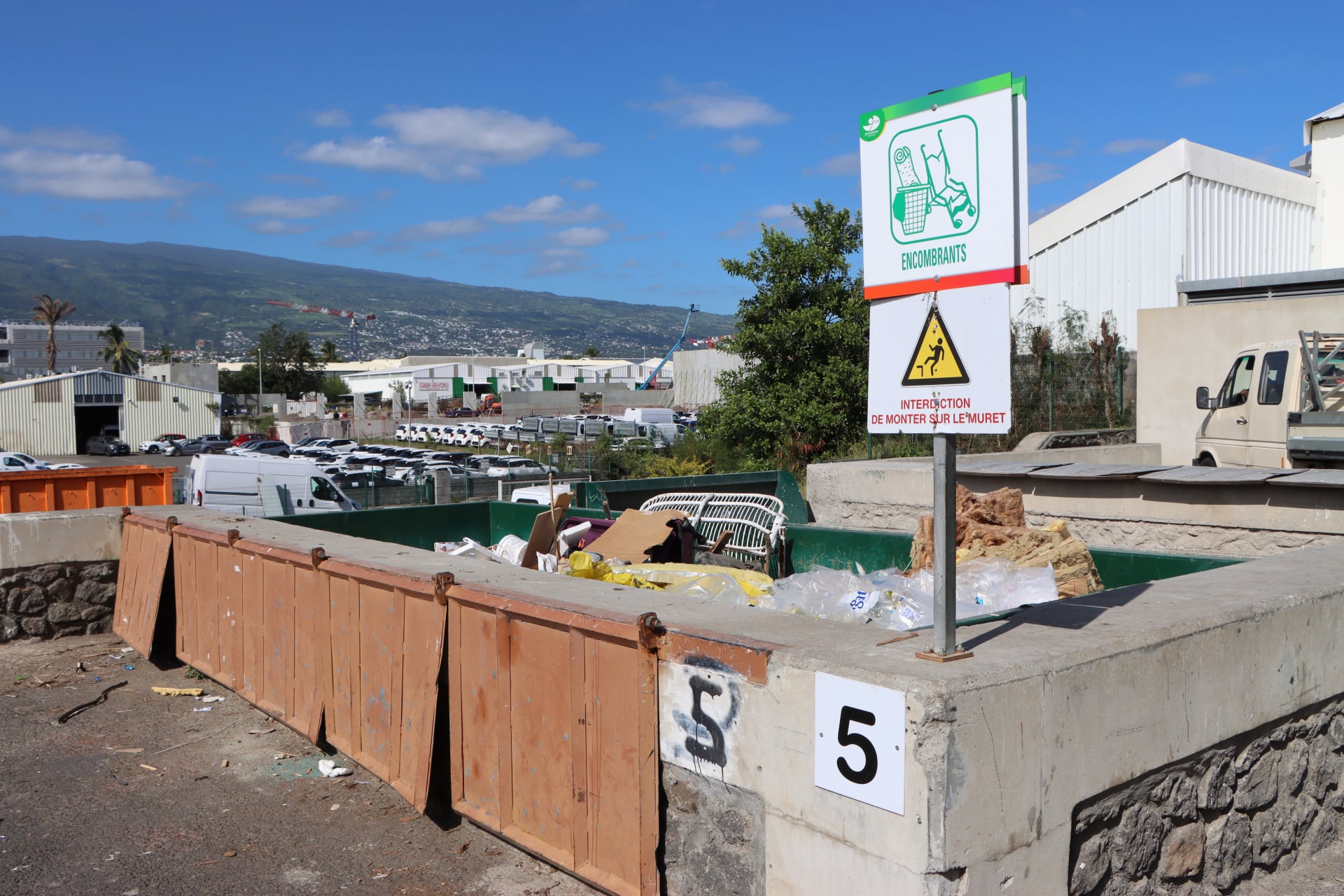 caisson-decheterie-za-le-port