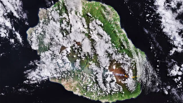 Volcan-vue-de-l'espace