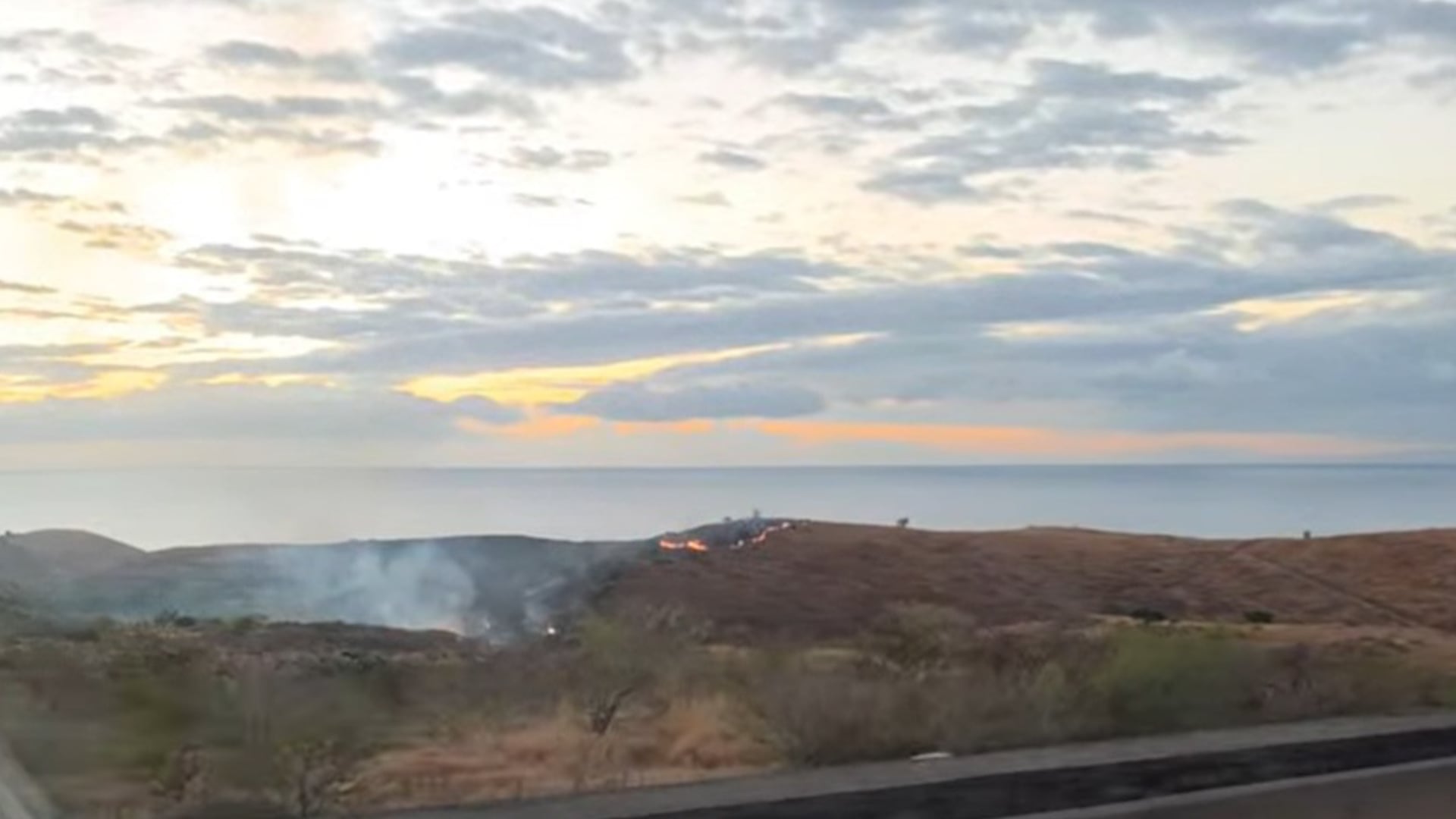 Incendie de savane au Cap la Houssaye à Saint-Paul, 56 hectares brûlés (juin 2026)