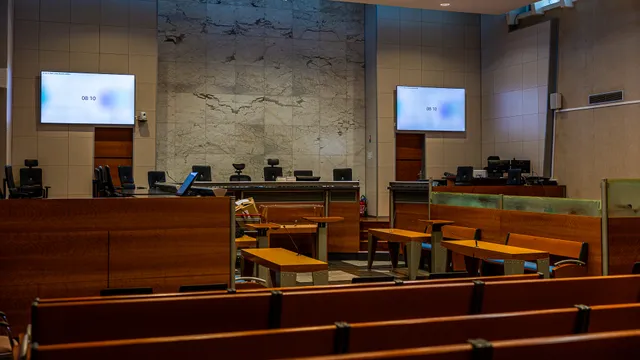 Tribunal - Assises (2)