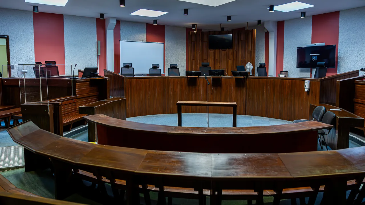 Tribunal Judiciaire de Saint-Denis (9)