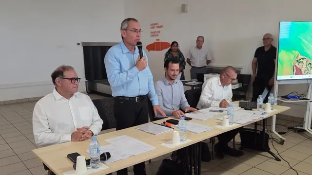 syndicat mixte pierrefonds serge hoareau
