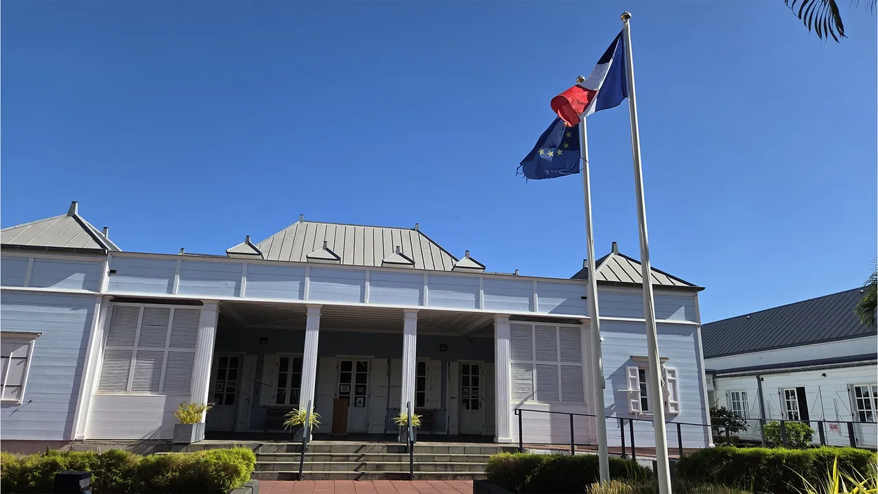 Tribunal admnistratif CHU de Saint-Pierre, hernie discale
