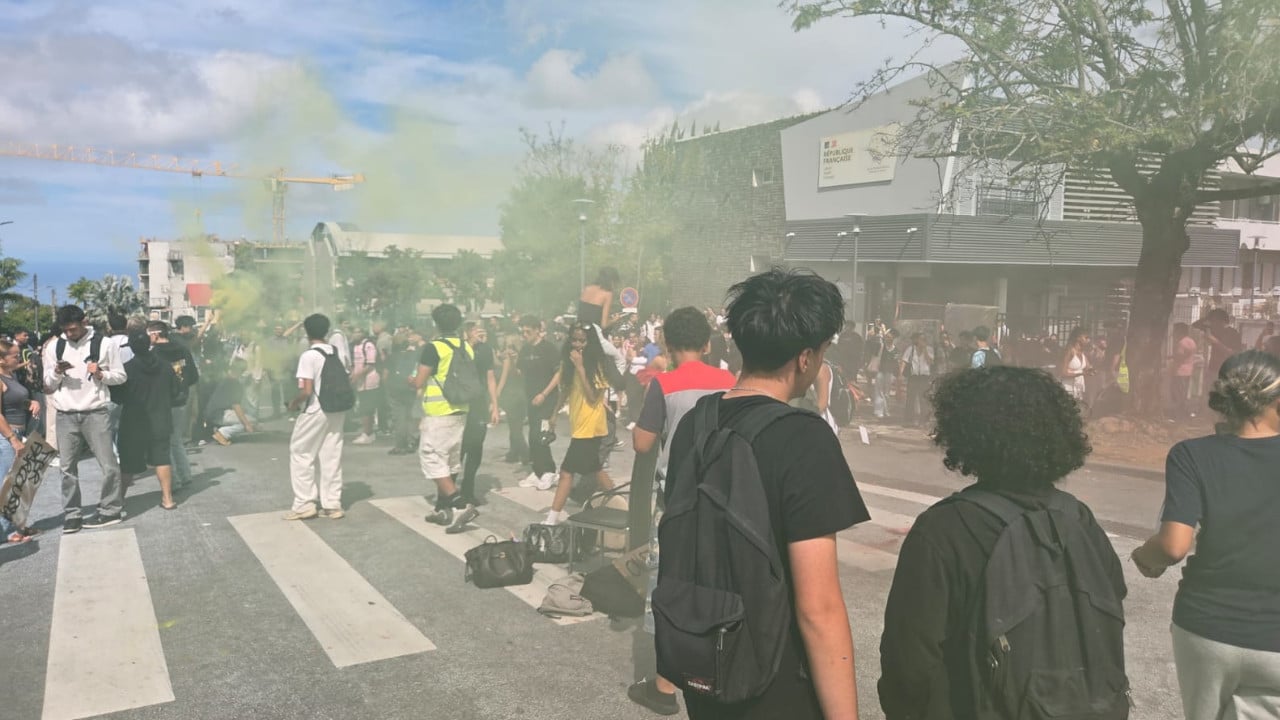 Après les violences survenues en marge des manifestations lycéennes dans le Sud, 31 personnes ont été interpellées, dont 28 mineurs. Sept membres des forces de l’ordre ont été blessés.