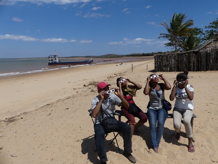 Madagascar: L'éclipse avec les enfants d'Antananarivo