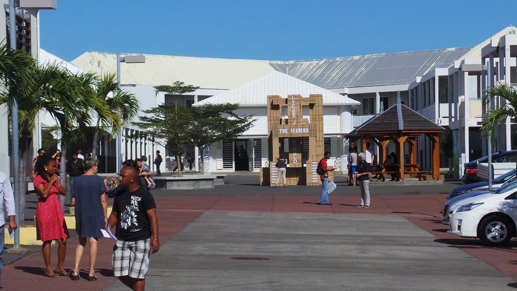 Lycée Jean Hinglo: Il frappe et crache sur son enseignant qui a le nez cassé