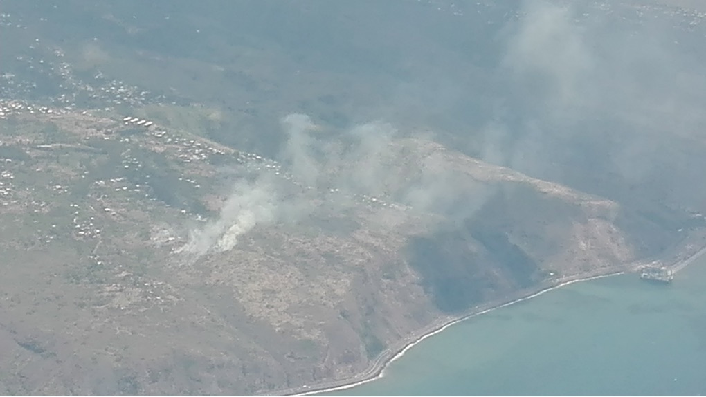 Les photos de l'incendie de la Montagne depuis un avion de ligne
