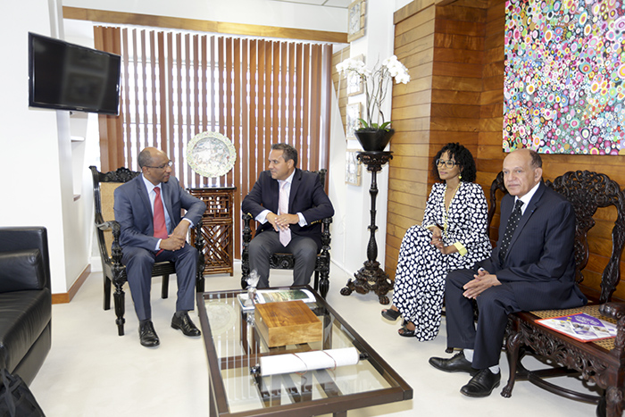 Retour en images de la Signature de la convention cadre INTERREG V OI La Réunion - Union des Comores