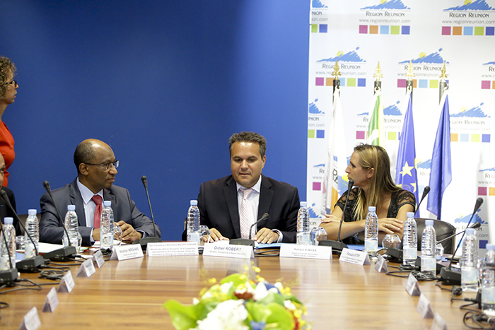 Retour en images de la Signature de la convention cadre INTERREG V OI La Réunion - Union des Comores