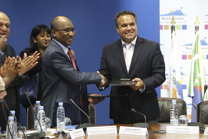 Retour en images de la Signature de la convention cadre INTERREG V OI La Réunion - Union des Comores