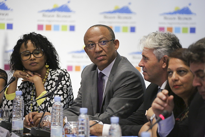 Retour en images de la Signature de la convention cadre INTERREG V OI La Réunion - Union des Comores