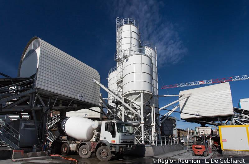 Retour en images de la centrale à béton à voussoir