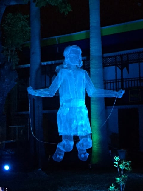 La féerie de Porlwi by Light 