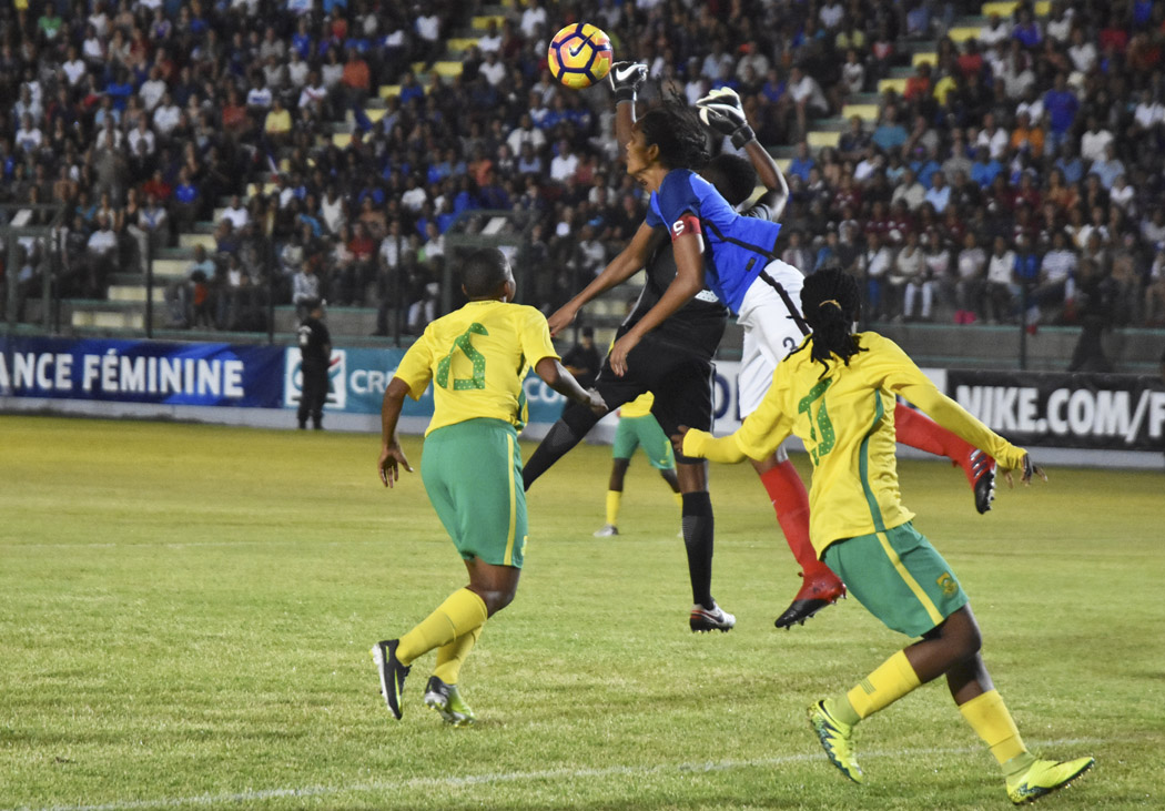 Foot Féminin: Retour en images sur le match France - Afrique du Sud