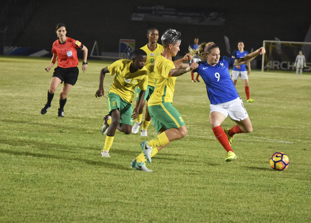 Foot Féminin: Retour en images sur le match France - Afrique du Sud