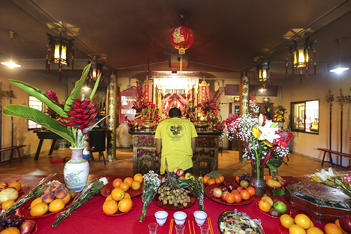 Les images du Jour de l'An chinois dans les deux temples dionysiens