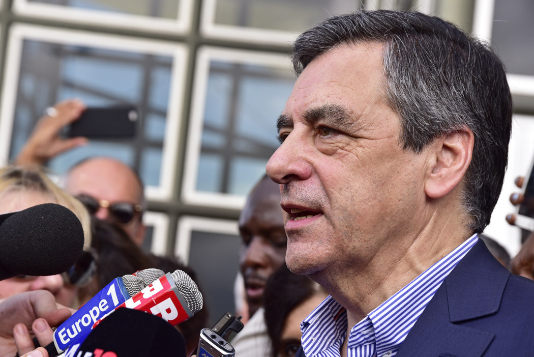 [VIDÉO] François Fillon est arrivé à La Réunion