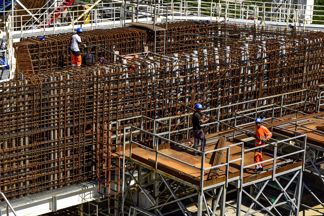 [Photos] NRL: Zoom sur l'usine de préfabrication des voussoirs du Viaduc du Littoral