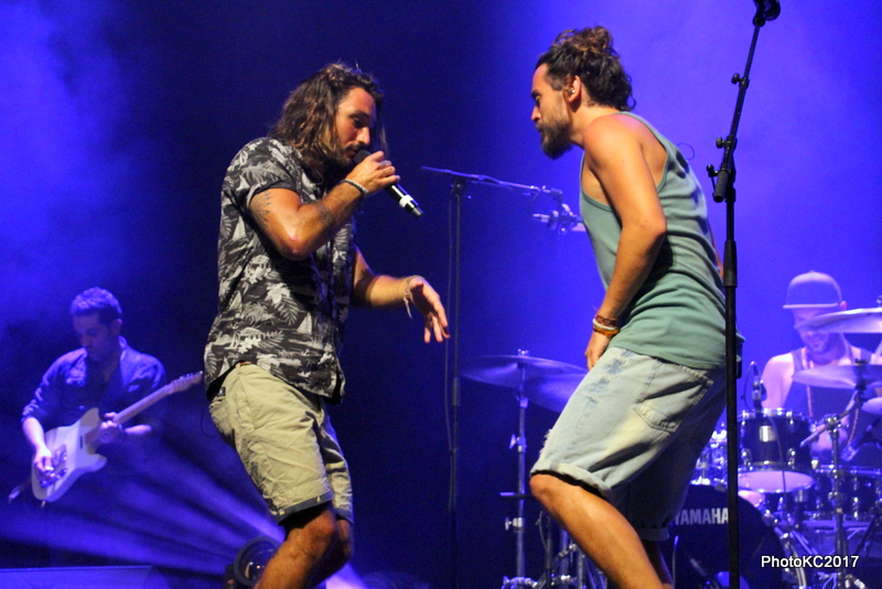 Le duo Fréro Delavéga enflamme la scène du Petit Stade de l'Est